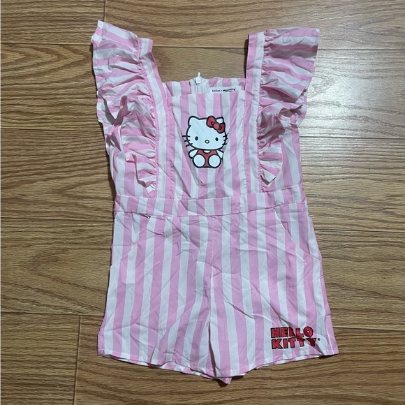 Hello Kitty x Shein Romper 5 - Picture 1 of 4